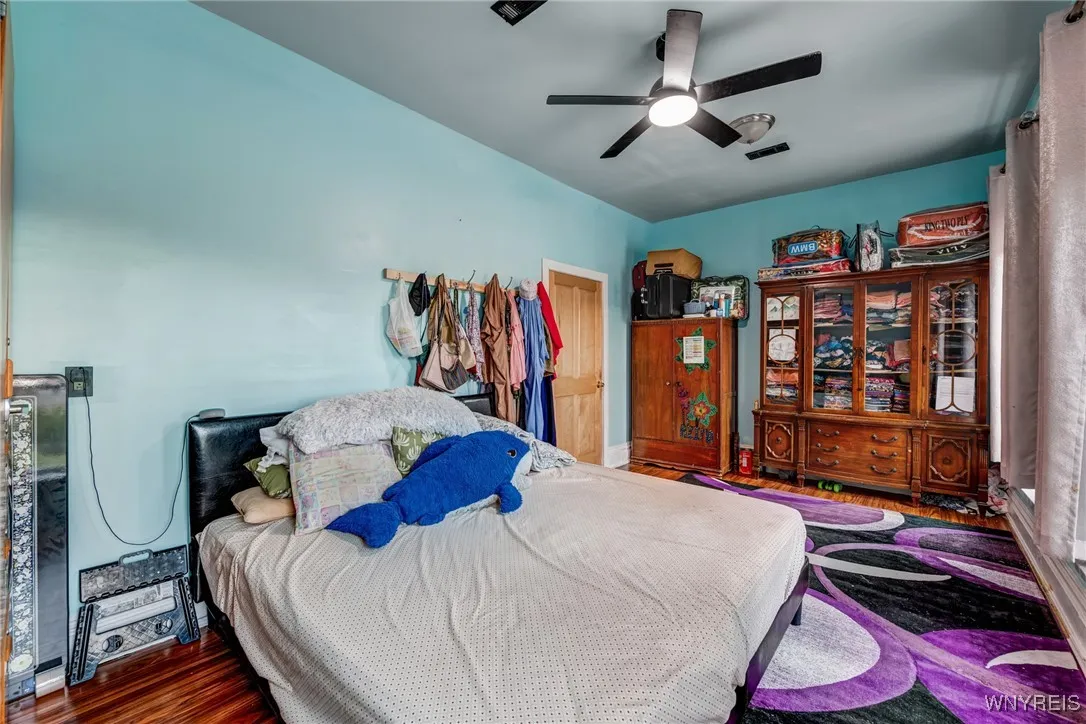 653 Michigan Avenue, Buffalo, New York 14203, Buffalo, New York 14203, 6 Bedrooms Bedrooms, 12 Rooms Rooms,2 BathroomsBathrooms,Residential,For Sale,653 Michigan Avenue, Buffalo, New York 14203,0,B1635261