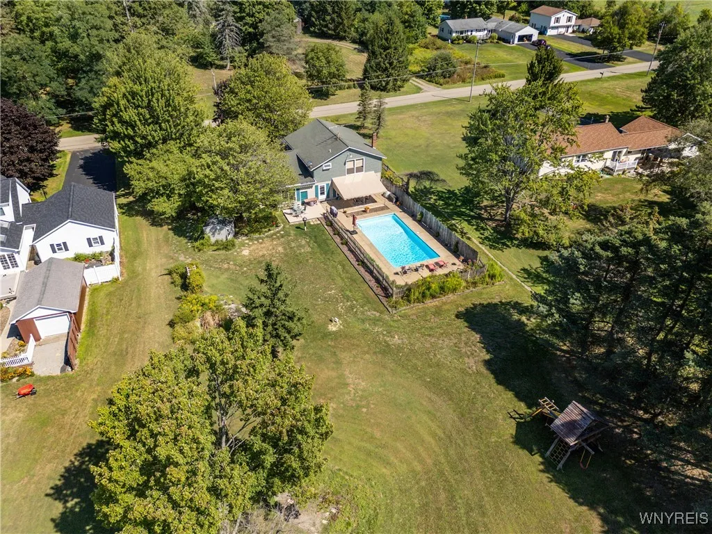 1225 Church Road, Evans, New York 14006, Evans, New York 14006, 3 Bedrooms Bedrooms, 7 Rooms Rooms,2 BathroomsBathrooms,Residential,Closed,1225 Church Road, Evans, New York 14006,0,B1634327