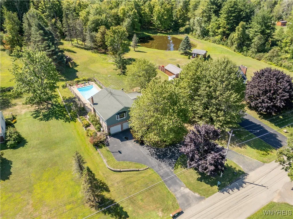 1225 Church Road, Evans, New York 14006, Evans, New York 14006, 3 Bedrooms Bedrooms, 7 Rooms Rooms,2 BathroomsBathrooms,Residential,Closed,1225 Church Road, Evans, New York 14006,0,B1634327