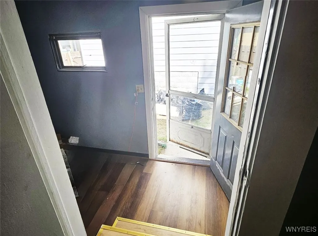 88 Woodell Avenue, Cheektowaga, New York 14211, Cheektowaga, New York 14211, 8 Bedrooms Bedrooms, ,3 BathroomsBathrooms,Residential,For Sale,88 Woodell Avenue, Cheektowaga, New York 14211,0,B1635156