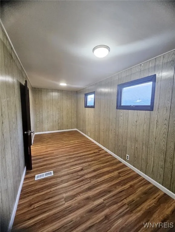 88 Woodell Avenue, Cheektowaga, New York 14211, Cheektowaga, New York 14211, 8 Bedrooms Bedrooms, ,3 BathroomsBathrooms,Residential,For Sale,88 Woodell Avenue, Cheektowaga, New York 14211,0,B1635156