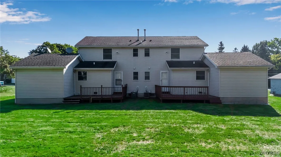 276 Tennyson Ter, Amherst, New York 14221, Amherst, New York 14221, 6 Bedrooms Bedrooms, ,2 BathroomsBathrooms,Residential,Closed,276 Tennyson Ter, Amherst, New York 14221,0,B1635240