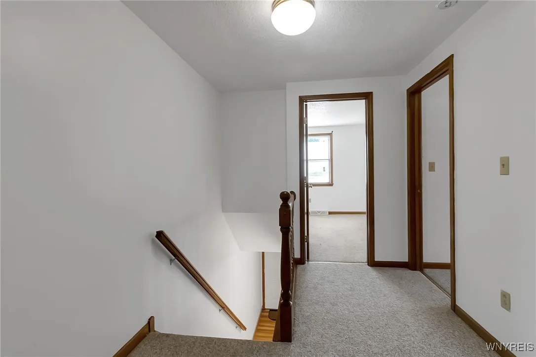 276 Tennyson Ter, Amherst, New York 14221, Amherst, New York 14221, 6 Bedrooms Bedrooms, ,2 BathroomsBathrooms,Residential,Closed,276 Tennyson Ter, Amherst, New York 14221,0,B1635240