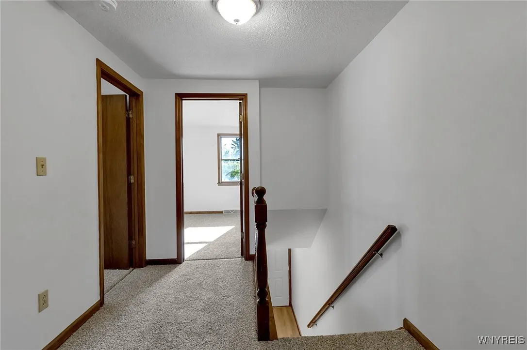 276 Tennyson Ter, Amherst, New York 14221, Amherst, New York 14221, 6 Bedrooms Bedrooms, ,2 BathroomsBathrooms,Residential,Closed,276 Tennyson Ter, Amherst, New York 14221,0,B1635240