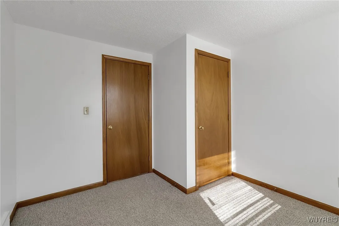 276 Tennyson Ter, Amherst, New York 14221, Amherst, New York 14221, 6 Bedrooms Bedrooms, ,2 BathroomsBathrooms,Residential,Closed,276 Tennyson Ter, Amherst, New York 14221,0,B1635240