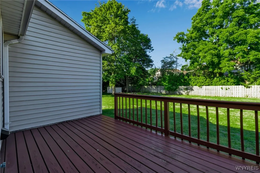 276 Tennyson Ter, Amherst, New York 14221, Amherst, New York 14221, 6 Bedrooms Bedrooms, ,2 BathroomsBathrooms,Residential,Closed,276 Tennyson Ter, Amherst, New York 14221,0,B1635240