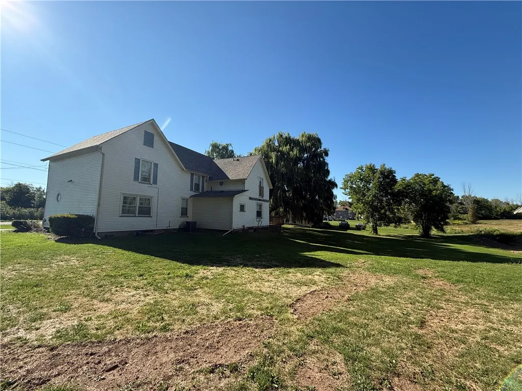 1881 Clarkson Parma Tl Rd Road, Clarkson, New York, Clarkson, New York 14468, 5 Bedrooms Bedrooms, 11 Rooms Rooms,3 BathroomsBathrooms,Residential,For Sale,1881 Clarkson Parma Tl Rd Road, Clarkson, New York,0,R1635198