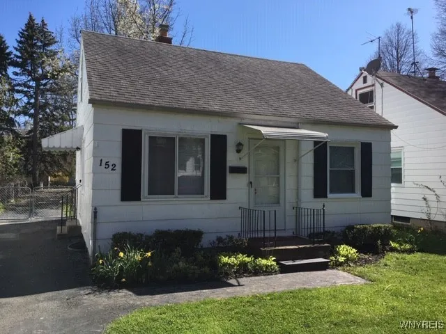 152 Tyler Street, Buffalo, New York 14214, Buffalo, New York 14214, 2 Bedrooms Bedrooms, 5 Rooms Rooms,1 BathroomBathrooms,Residential Lease,For Rent,152 Tyler Street, Buffalo, New York 14214,0,B1635054