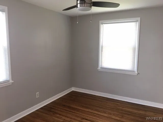 152 Tyler Street, Buffalo, New York 14214, Buffalo, New York 14214, 2 Bedrooms Bedrooms, 5 Rooms Rooms,1 BathroomBathrooms,Residential Lease,For Rent,152 Tyler Street, Buffalo, New York 14214,0,B1635054