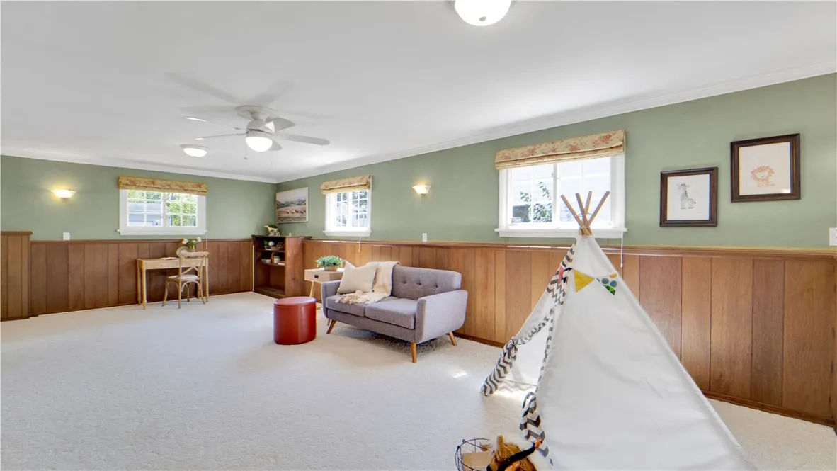 15 Currier Lane, Gates, New York 14624, Gates, New York 14624, 3 Bedrooms Bedrooms, 7 Rooms Rooms,1 BathroomBathrooms,Residential,Closed,15 Currier Lane, Gates, New York 14624,0,R1634361