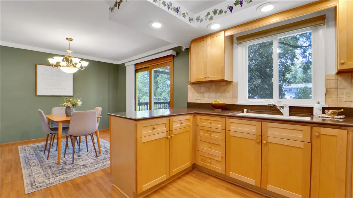 15 Currier Lane, Gates, New York 14624, Gates, New York 14624, 3 Bedrooms Bedrooms, 7 Rooms Rooms,1 BathroomBathrooms,Residential,Closed,15 Currier Lane, Gates, New York 14624,0,R1634361