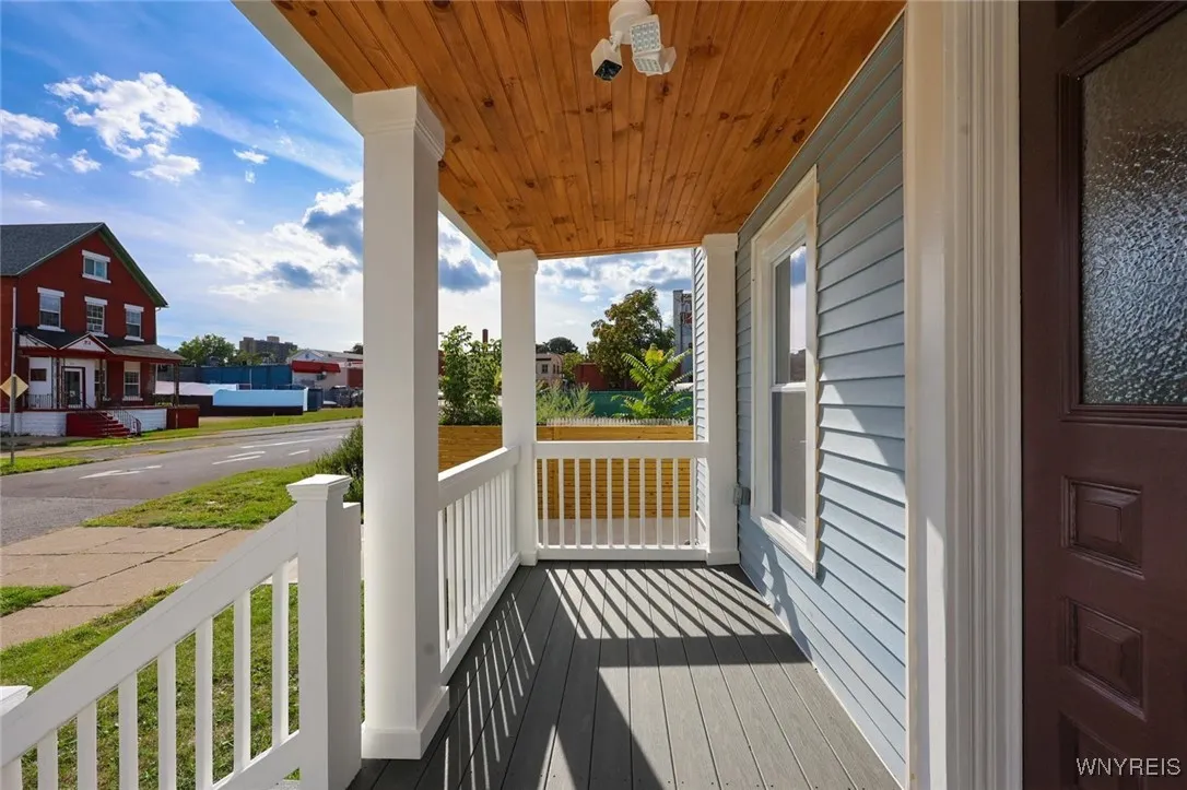 30 Glenwood Avenue, Buffalo, New York 14209, Buffalo, New York 14209, 6 Bedrooms Bedrooms, ,2 BathroomsBathrooms,Residential,For Sale,30 Glenwood Avenue, Buffalo, New York 14209,0,B1634691