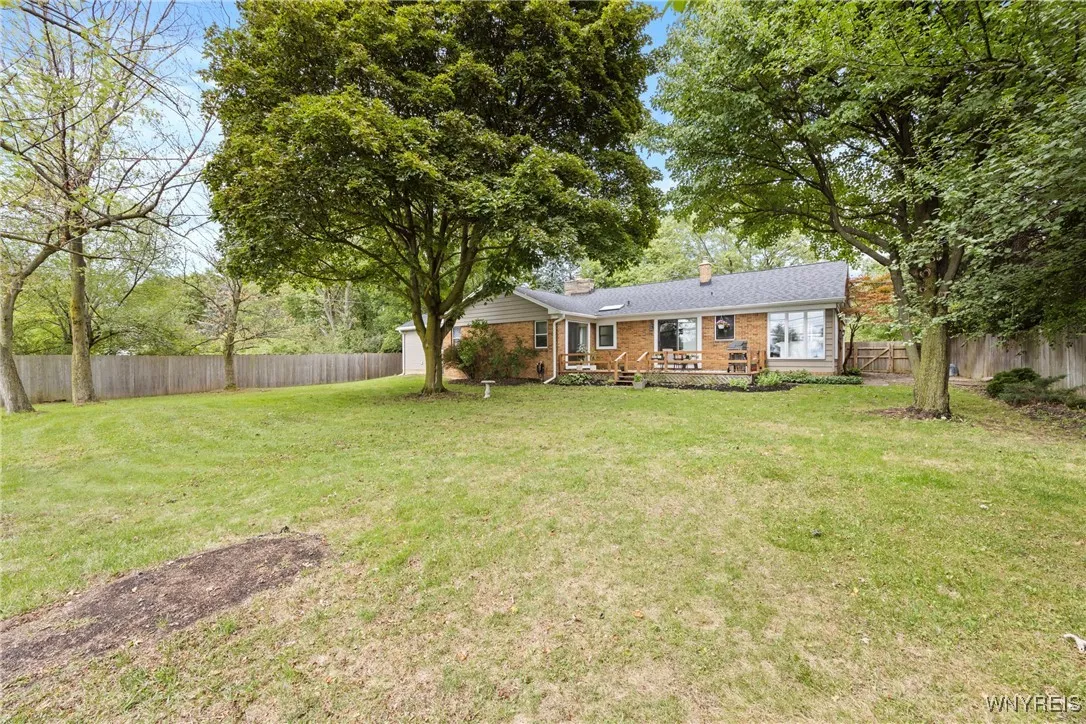 88 The Common, Amherst, New York 14221, Amherst, New York 14221, 3 Bedrooms Bedrooms, 6 Rooms Rooms,2 BathroomsBathrooms,Residential,Closed,88 The Common, Amherst, New York 14221,0,B1634996