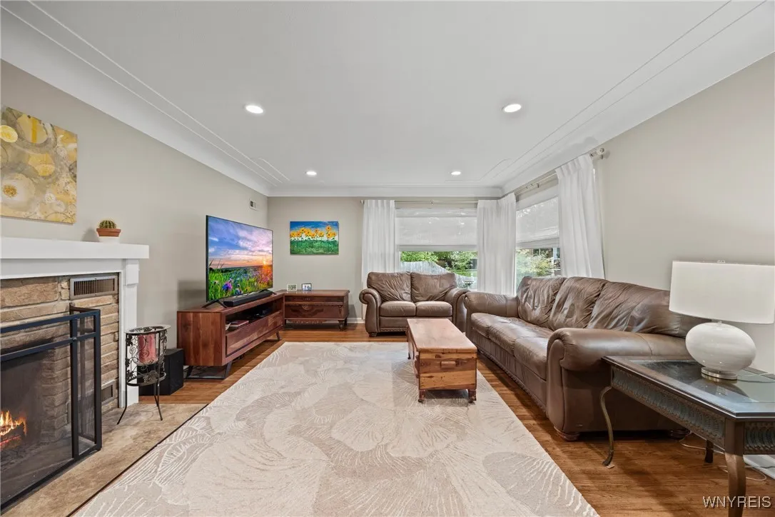88 The Common, Amherst, New York 14221, Amherst, New York 14221, 3 Bedrooms Bedrooms, 6 Rooms Rooms,2 BathroomsBathrooms,Residential,Closed,88 The Common, Amherst, New York 14221,0,B1634996