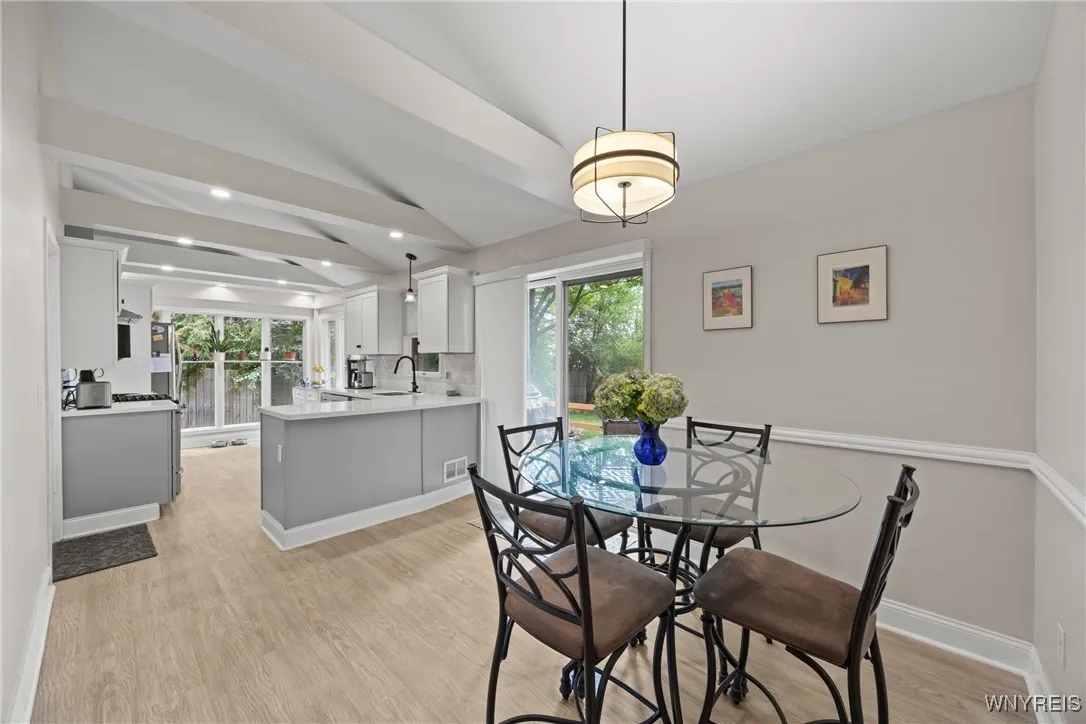 88 The Common, Amherst, New York 14221, Amherst, New York 14221, 3 Bedrooms Bedrooms, 6 Rooms Rooms,2 BathroomsBathrooms,Residential,Closed,88 The Common, Amherst, New York 14221,0,B1634996