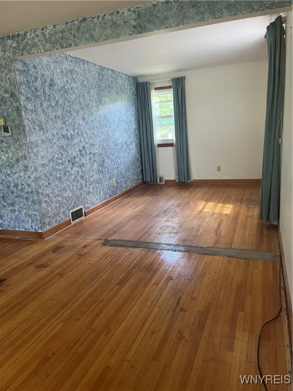 65 Norma Drive, West Seneca, New York 14218, West Seneca, New York 14218, 3 Bedrooms Bedrooms, 6 Rooms Rooms,1 BathroomBathrooms,Residential,Closed,65 Norma Drive, West Seneca, New York 14218,0,B1635185