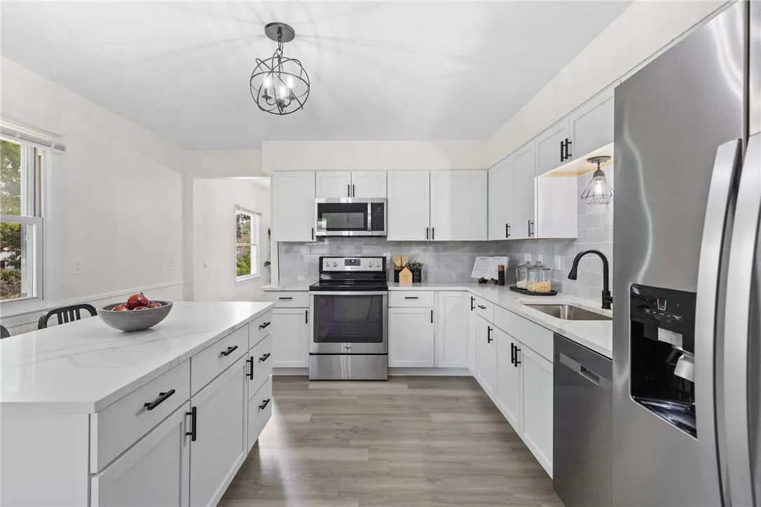 40 Nurmi Drive, Greece, New York 14616, Greece, New York 14616, 4 Bedrooms Bedrooms, 8 Rooms Rooms,1 BathroomBathrooms,Residential,Closed,40 Nurmi Drive, Greece, New York 14616,0,R1635300