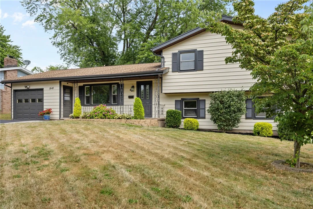 40 Nurmi Drive, Greece, New York 14616, Greece, New York 14616, 4 Bedrooms Bedrooms, 8 Rooms Rooms,1 BathroomBathrooms,Residential,Closed,40 Nurmi Drive, Greece, New York 14616,0,R1635300