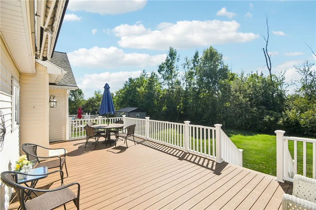 1445 Davis Road, Chili, New York 14428, Chili, New York 14428, 3 Bedrooms Bedrooms, 7 Rooms Rooms,1 BathroomBathrooms,Residential,Closed,1445 Davis Road, Chili, New York 14428,0,R1634366