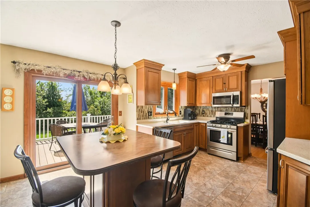 1445 Davis Road, Chili, New York 14428, Chili, New York 14428, 3 Bedrooms Bedrooms, 7 Rooms Rooms,1 BathroomBathrooms,Residential,Closed,1445 Davis Road, Chili, New York 14428,0,R1634366