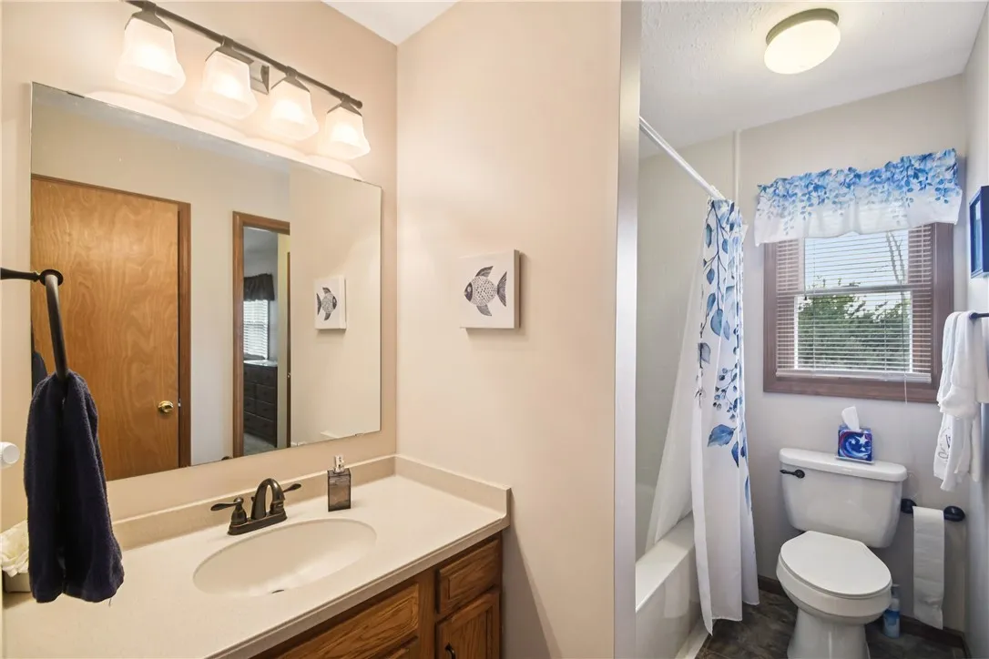 1445 Davis Road, Chili, New York 14428, Chili, New York 14428, 3 Bedrooms Bedrooms, 7 Rooms Rooms,1 BathroomBathrooms,Residential,Closed,1445 Davis Road, Chili, New York 14428,0,R1634366