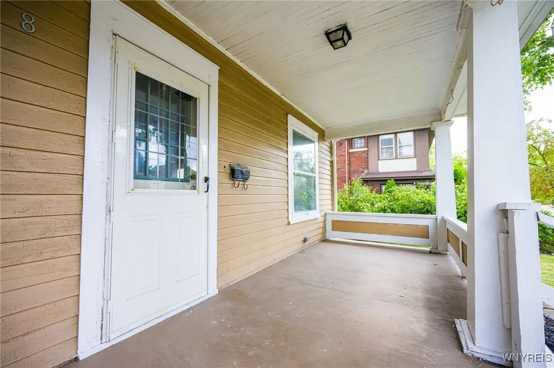 1868 Niagara Avenue, Niagara Falls, New York 14305, Niagara Falls, New York 14305, 4 Bedrooms Bedrooms, 6 Rooms Rooms,1 BathroomBathrooms,Residential,For Sale,1868 Niagara Avenue, Niagara Falls, New York 14305,0,B1635045