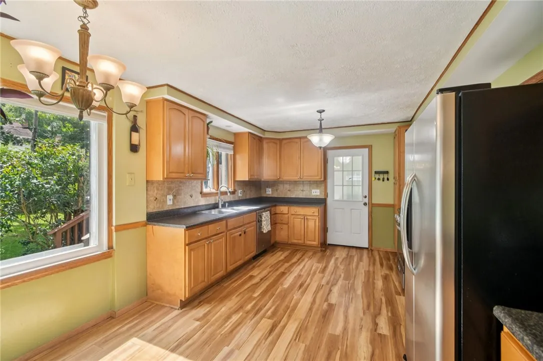 771 Westchester Avenue, Irondequoit, New York 1460, Irondequoit, New York 14609, 4 Bedrooms Bedrooms, 7 Rooms Rooms,1 BathroomBathrooms,Residential,Closed,771 Westchester Avenue, Irondequoit, New York 1460,0,R1634577