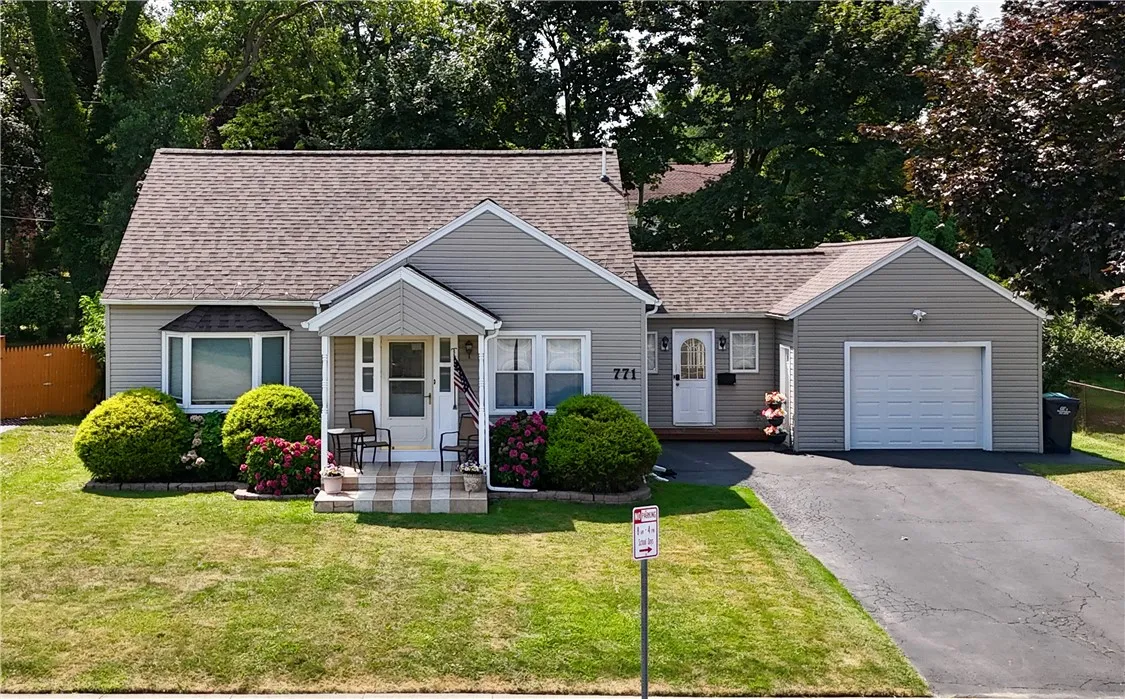 771 Westchester Avenue, Irondequoit, New York 1460, Irondequoit, New York 14609, 4 Bedrooms Bedrooms, 7 Rooms Rooms,1 BathroomBathrooms,Residential,Closed,771 Westchester Avenue, Irondequoit, New York 1460,0,R1634577