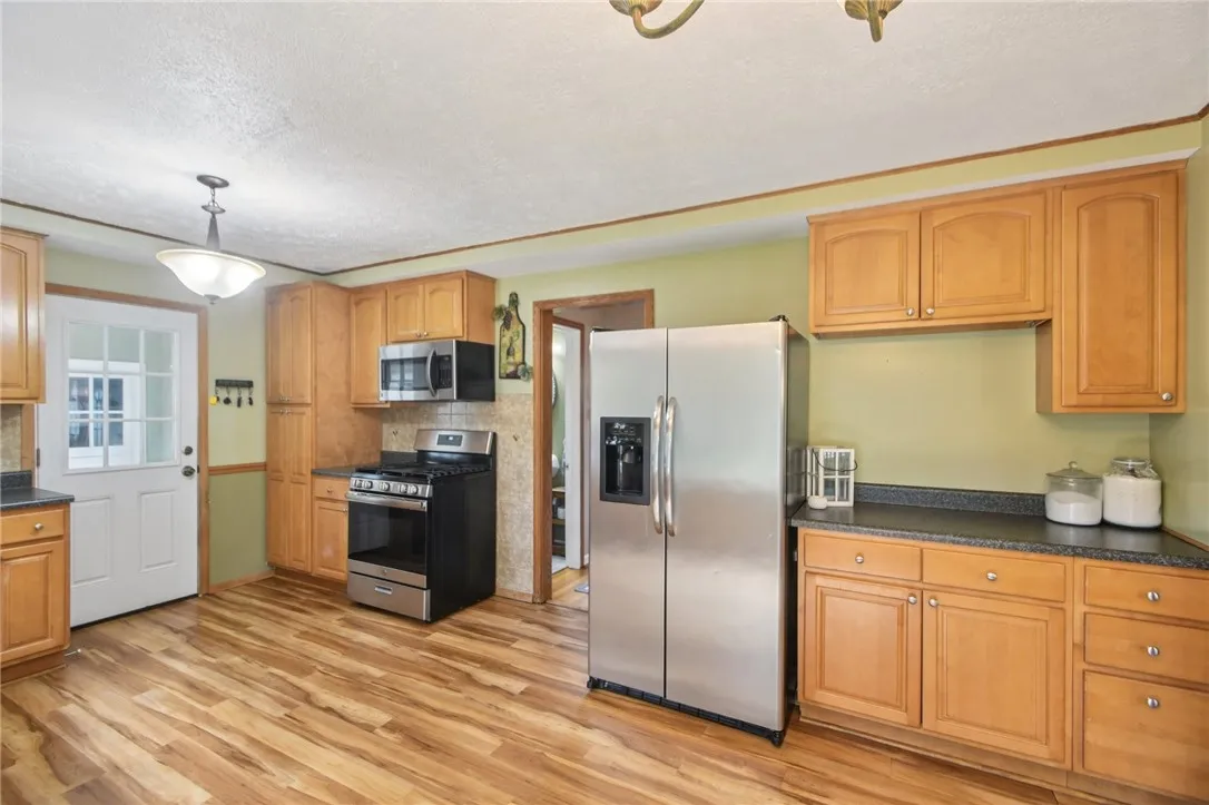 771 Westchester Avenue, Irondequoit, New York 1460, Irondequoit, New York 14609, 4 Bedrooms Bedrooms, 7 Rooms Rooms,1 BathroomBathrooms,Residential,Closed,771 Westchester Avenue, Irondequoit, New York 1460,0,R1634577