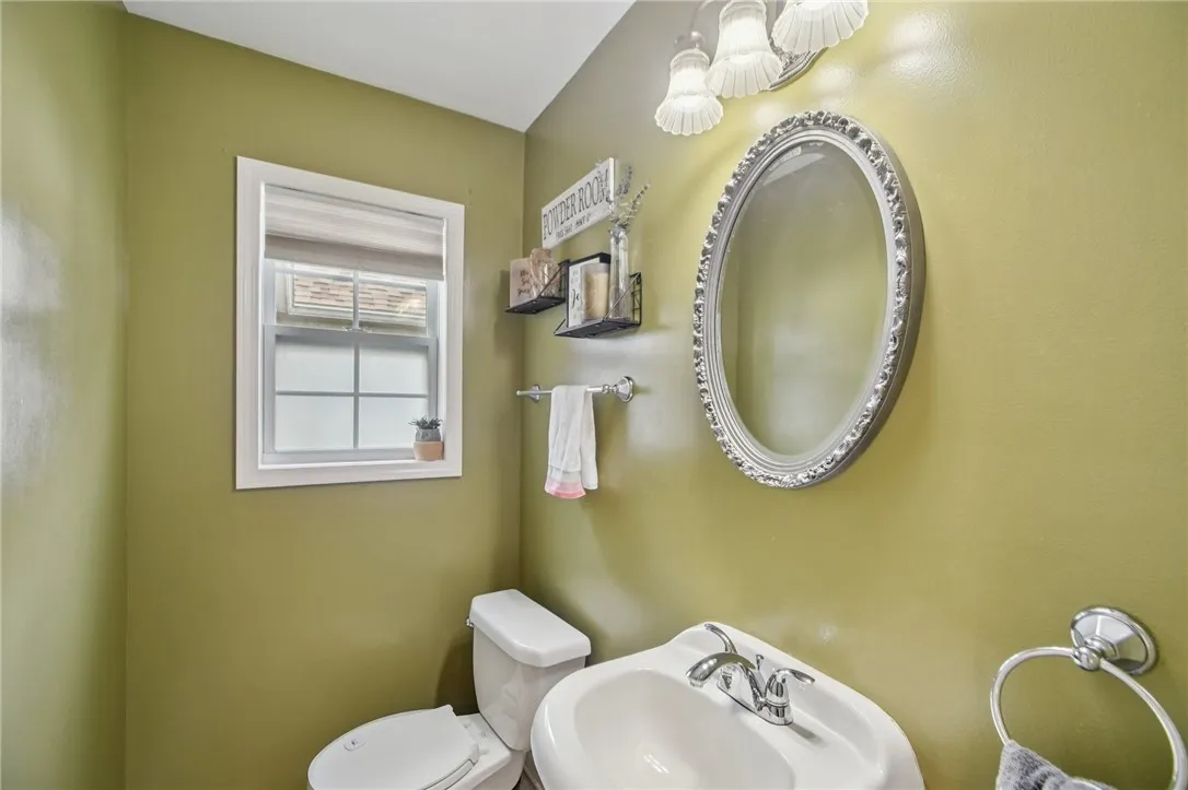 771 Westchester Avenue, Irondequoit, New York 1460, Irondequoit, New York 14609, 4 Bedrooms Bedrooms, 7 Rooms Rooms,1 BathroomBathrooms,Residential,Closed,771 Westchester Avenue, Irondequoit, New York 1460,0,R1634577