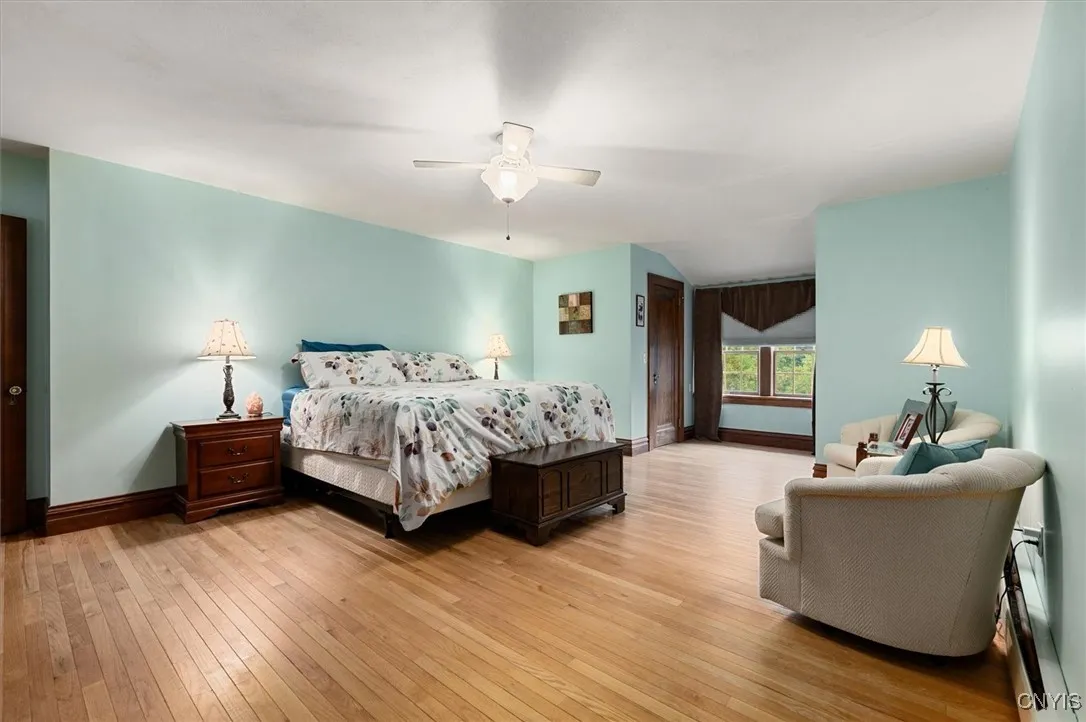 Primary BR w/two   walk in closets!Q