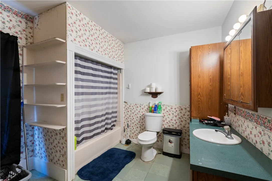 10 Mill Street, Avoca, New York 14809, Avoca, New York 14809, 4 Bedrooms Bedrooms, 11 Rooms Rooms,2 BathroomsBathrooms,Residential,Closed,10 Mill Street, Avoca, New York 14809,0,R1635292