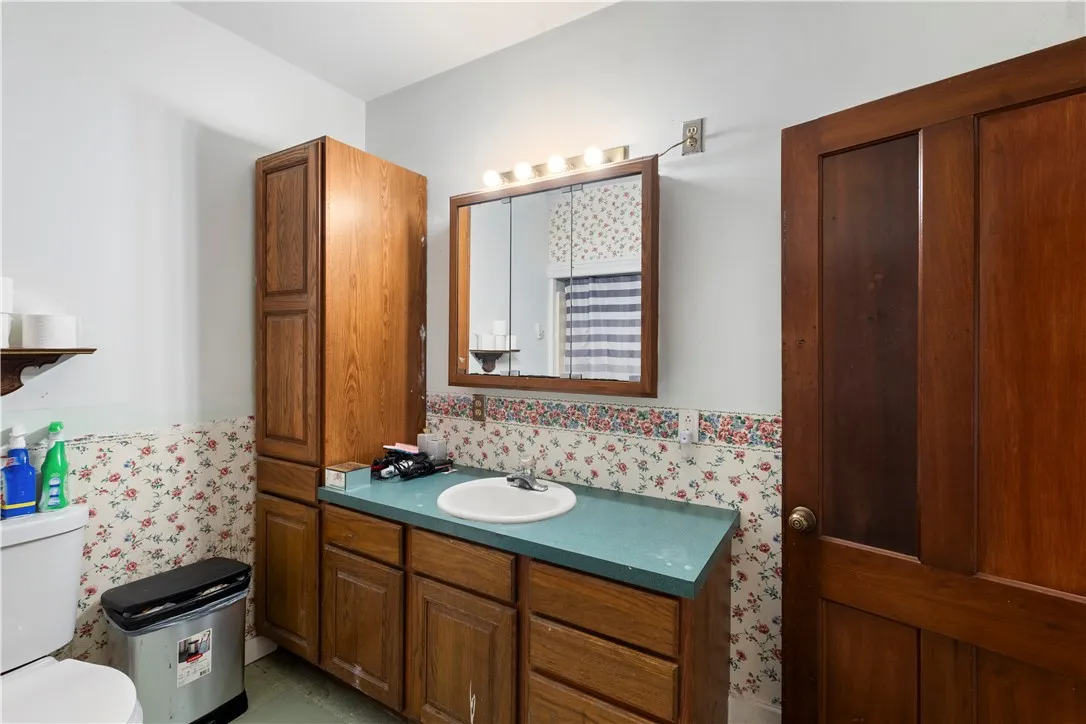 10 Mill Street, Avoca, New York 14809, Avoca, New York 14809, 4 Bedrooms Bedrooms, 11 Rooms Rooms,2 BathroomsBathrooms,Residential,Closed,10 Mill Street, Avoca, New York 14809,0,R1635292