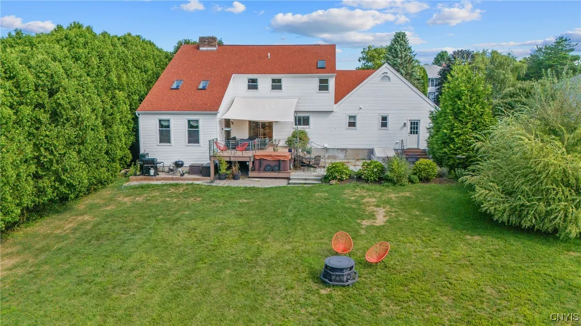 8252 Iliad Drive, Manlius, New York 13104, Manlius, New York 13104, 4 Bedrooms Bedrooms, 12 Rooms Rooms,3 BathroomsBathrooms,Residential,Closed,8252 Iliad Drive, Manlius, New York 13104,0,S1634758