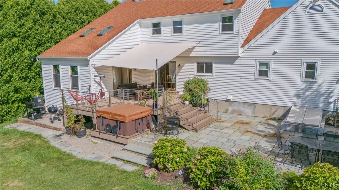 8252 Iliad Drive, Manlius, New York 13104, Manlius, New York 13104, 4 Bedrooms Bedrooms, 12 Rooms Rooms,3 BathroomsBathrooms,Residential,Closed,8252 Iliad Drive, Manlius, New York 13104,0,S1634758