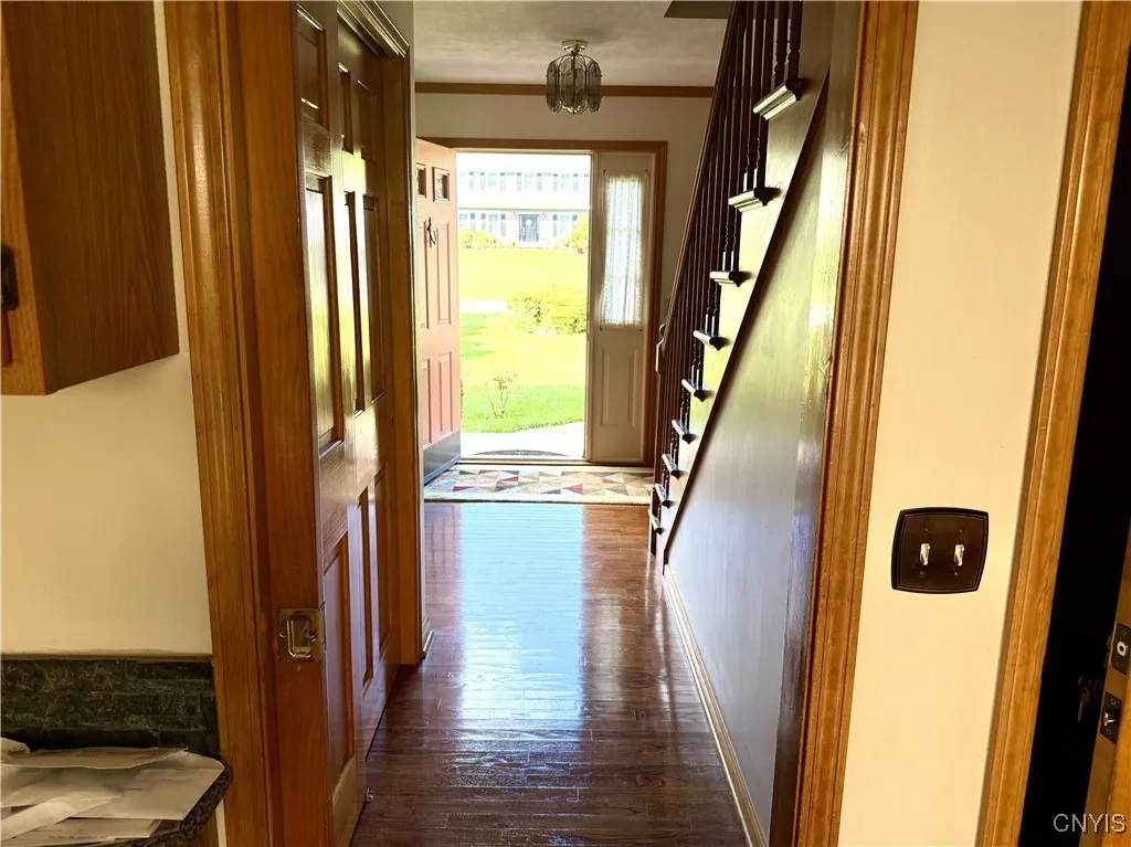 8252 Iliad Drive, Manlius, New York 13104, Manlius, New York 13104, 4 Bedrooms Bedrooms, 12 Rooms Rooms,3 BathroomsBathrooms,Residential,Closed,8252 Iliad Drive, Manlius, New York 13104,0,S1634758