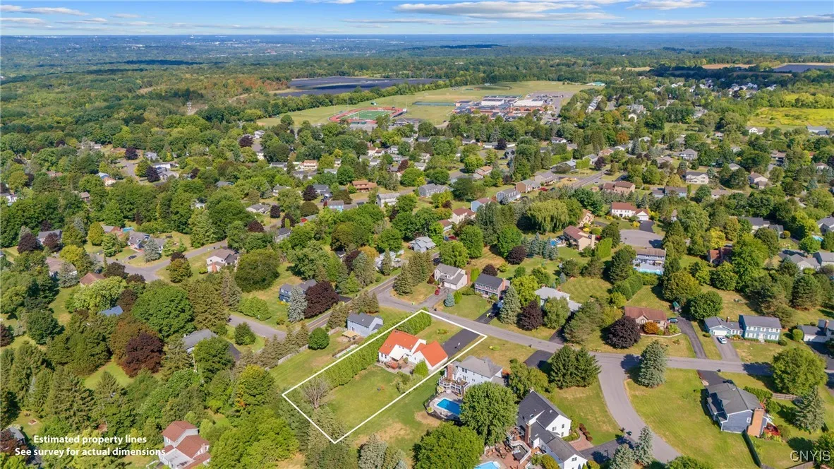 8252 Iliad Drive, Manlius, New York 13104, Manlius, New York 13104, 4 Bedrooms Bedrooms, 12 Rooms Rooms,3 BathroomsBathrooms,Residential,Closed,8252 Iliad Drive, Manlius, New York 13104,0,S1634758