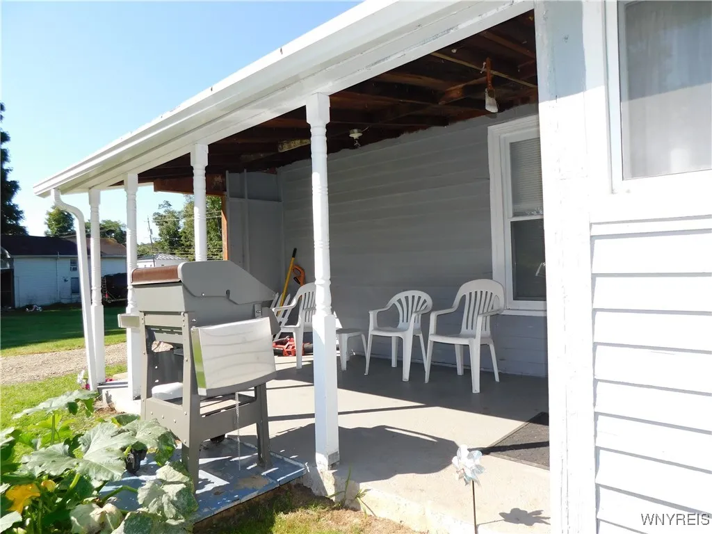 4142 County Road 1, Friendship, New York 14739, Friendship, New York 14739, 7 Bedrooms Bedrooms, 15 Rooms Rooms,3 BathroomsBathrooms,Residential,For Sale,4142 County Road 1, Friendship, New York 14739,0,B1635304