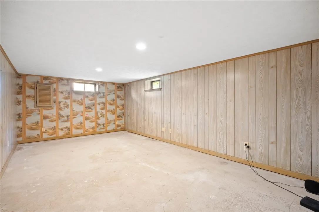 222 Shaftsbury Road, Brighton, New York 14610, Brighton, New York 14610, 3 Bedrooms Bedrooms, 5 Rooms Rooms,2 BathroomsBathrooms,Residential,Closed,222 Shaftsbury Road, Brighton, New York 14610,0,R1635076