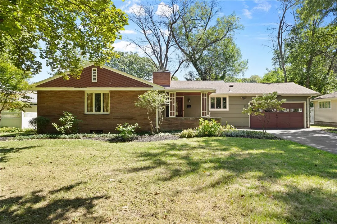 222 Shaftsbury Road, Brighton, New York 14610, Brighton, New York 14610, 3 Bedrooms Bedrooms, 5 Rooms Rooms,2 BathroomsBathrooms,Residential,Closed,222 Shaftsbury Road, Brighton, New York 14610,0,R1635076