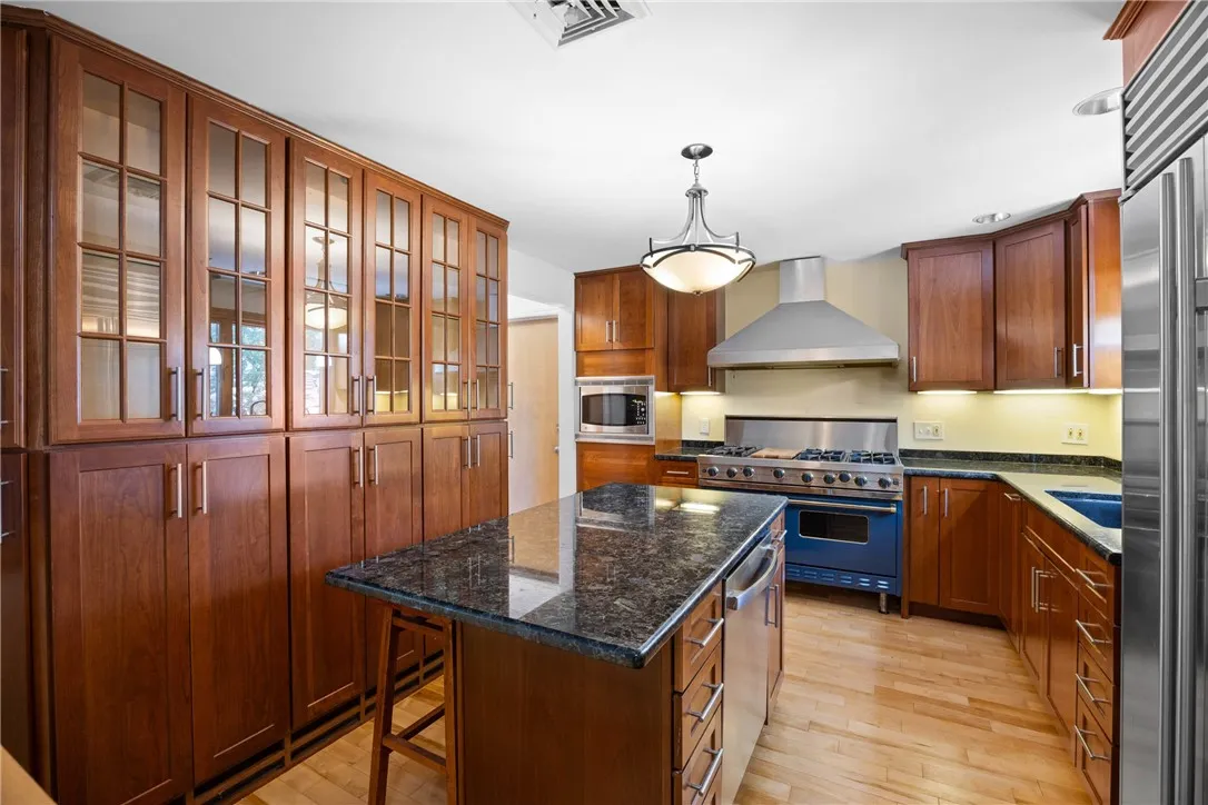 222 Shaftsbury Road, Brighton, New York 14610, Brighton, New York 14610, 3 Bedrooms Bedrooms, 5 Rooms Rooms,2 BathroomsBathrooms,Residential,Closed,222 Shaftsbury Road, Brighton, New York 14610,0,R1635076