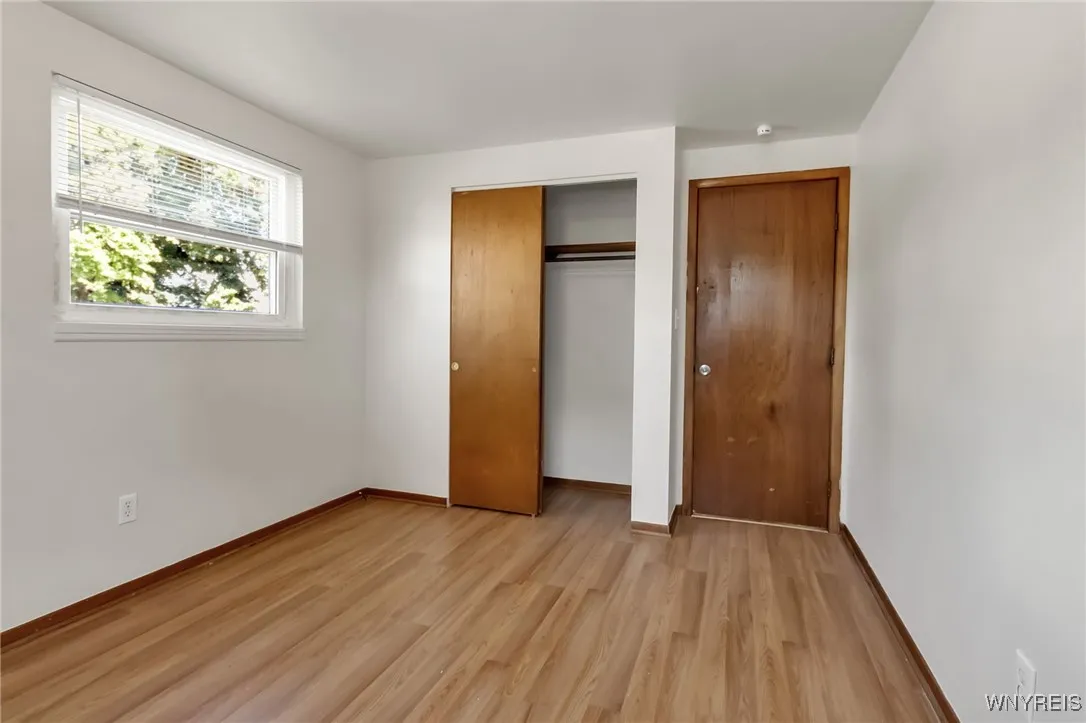 5 Sibley Street, Buffalo, New York 14220, Buffalo, New York 14220, 8 Bedrooms Bedrooms, ,4 BathroomsBathrooms,Residential,Closed,5 Sibley Street, Buffalo, New York 14220,0,B1634055