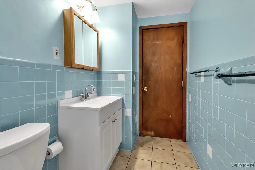 5 Sibley Street, Buffalo, New York 14220, Buffalo, New York 14220, 8 Bedrooms Bedrooms, ,4 BathroomsBathrooms,Residential,Closed,5 Sibley Street, Buffalo, New York 14220,0,B1634055