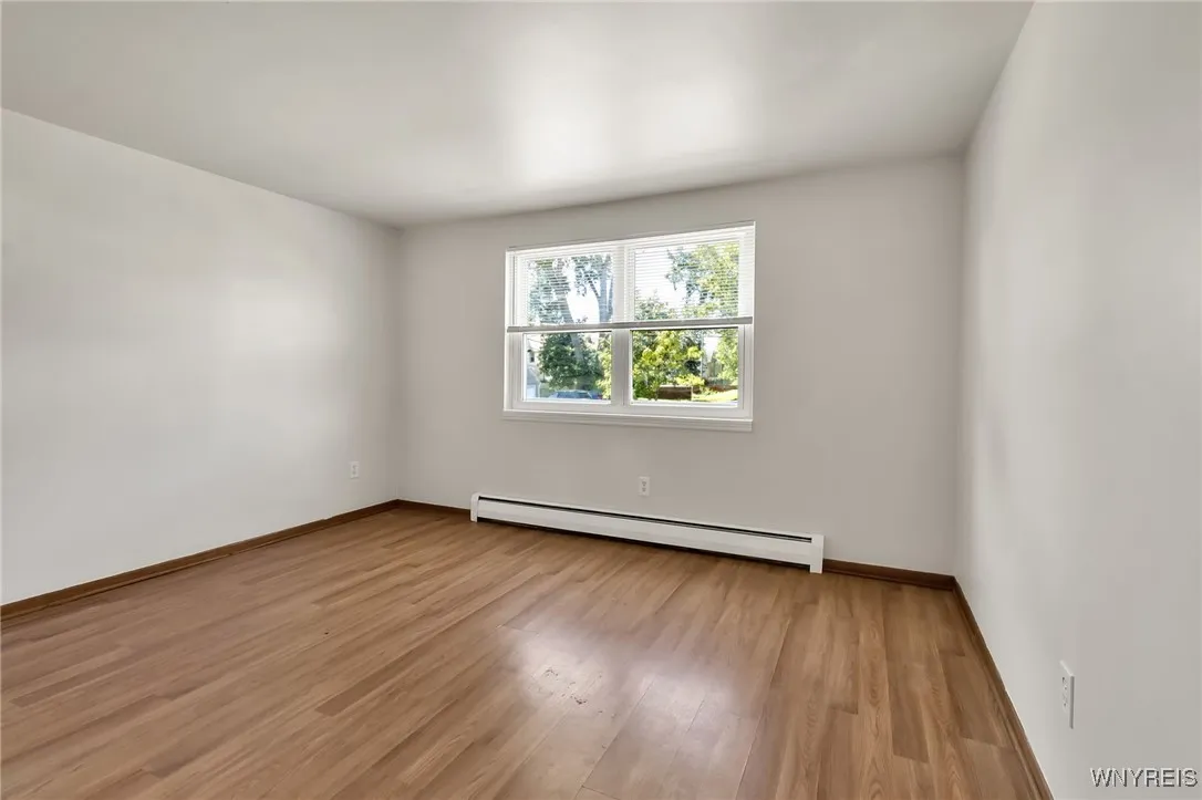 5 Sibley Street, Buffalo, New York 14220, Buffalo, New York 14220, 8 Bedrooms Bedrooms, ,4 BathroomsBathrooms,Residential,Closed,5 Sibley Street, Buffalo, New York 14220,0,B1634055