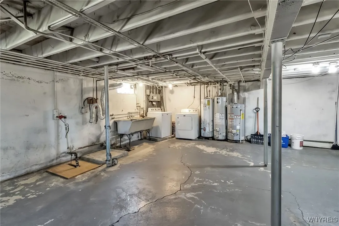 5 Sibley Street, Buffalo, New York 14220, Buffalo, New York 14220, 8 Bedrooms Bedrooms, ,4 BathroomsBathrooms,Residential,For Sale,5 Sibley Street, Buffalo, New York 14220,0,B1634055