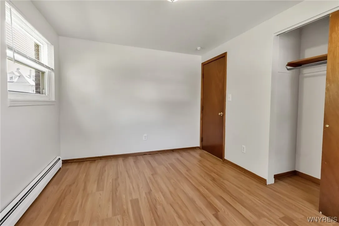 5 Sibley Street, Buffalo, New York 14220, Buffalo, New York 14220, 8 Bedrooms Bedrooms, ,4 BathroomsBathrooms,Residential,Closed,5 Sibley Street, Buffalo, New York 14220,0,B1634055