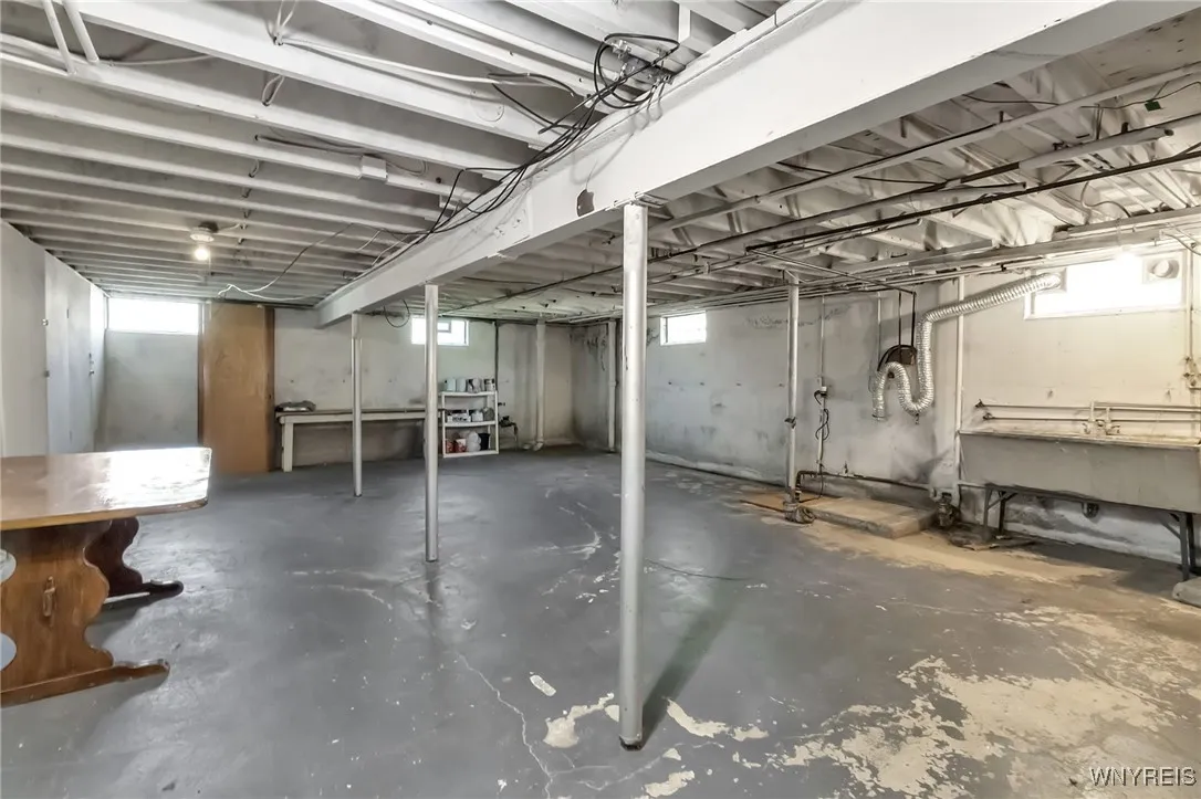 5 Sibley Street, Buffalo, New York 14220, Buffalo, New York 14220, 8 Bedrooms Bedrooms, ,4 BathroomsBathrooms,Residential,For Sale,5 Sibley Street, Buffalo, New York 14220,0,B1634055