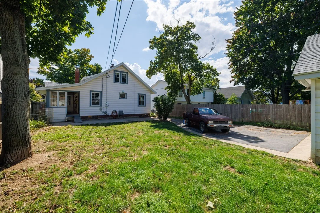 396 Stonewood Avenue, Greece, New York 14616, Greece, New York 14616, 4 Bedrooms Bedrooms, 9 Rooms Rooms,1 BathroomBathrooms,Residential,For Sale,396 Stonewood Avenue, Greece, New York 14616,0,R1635070