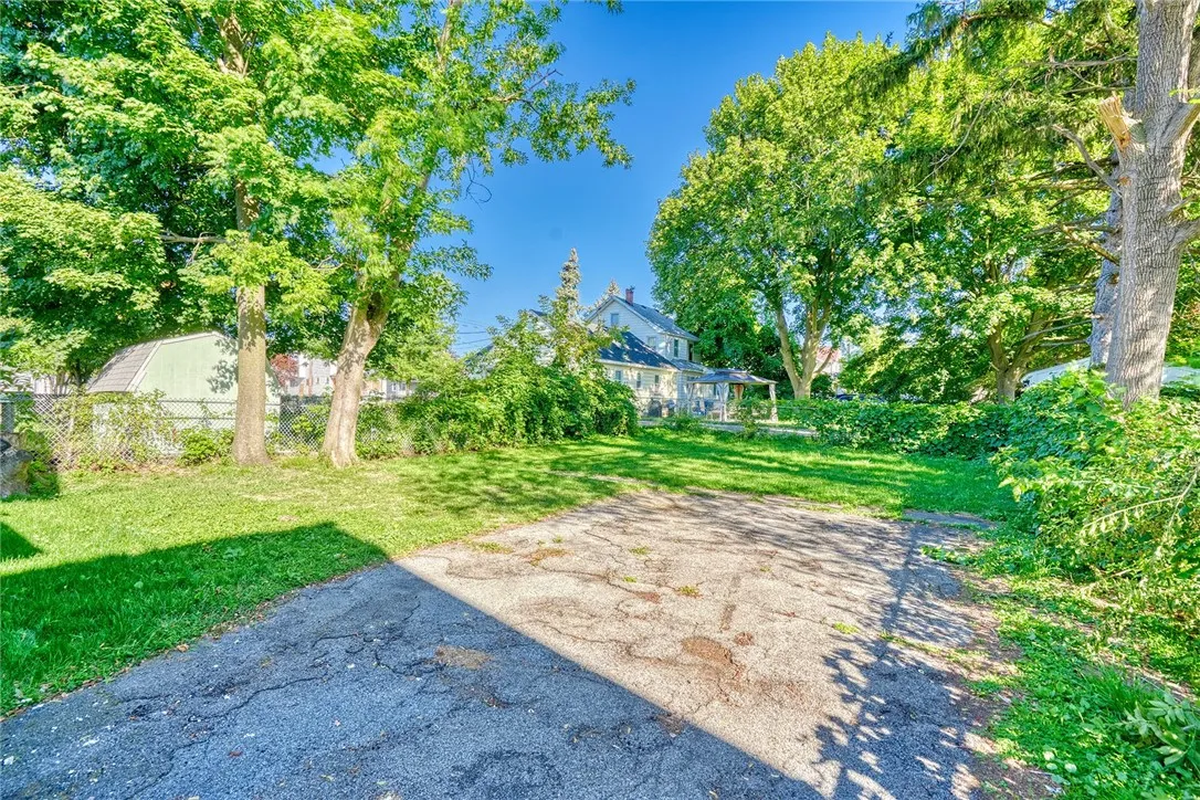 1396 Jay Street, Rochester, New York 14611, Rochester, New York 14611, 3 Bedrooms Bedrooms, 6 Rooms Rooms,1 BathroomBathrooms,Residential,For Sale,1396 Jay Street, Rochester, New York 14611,0,R1635191