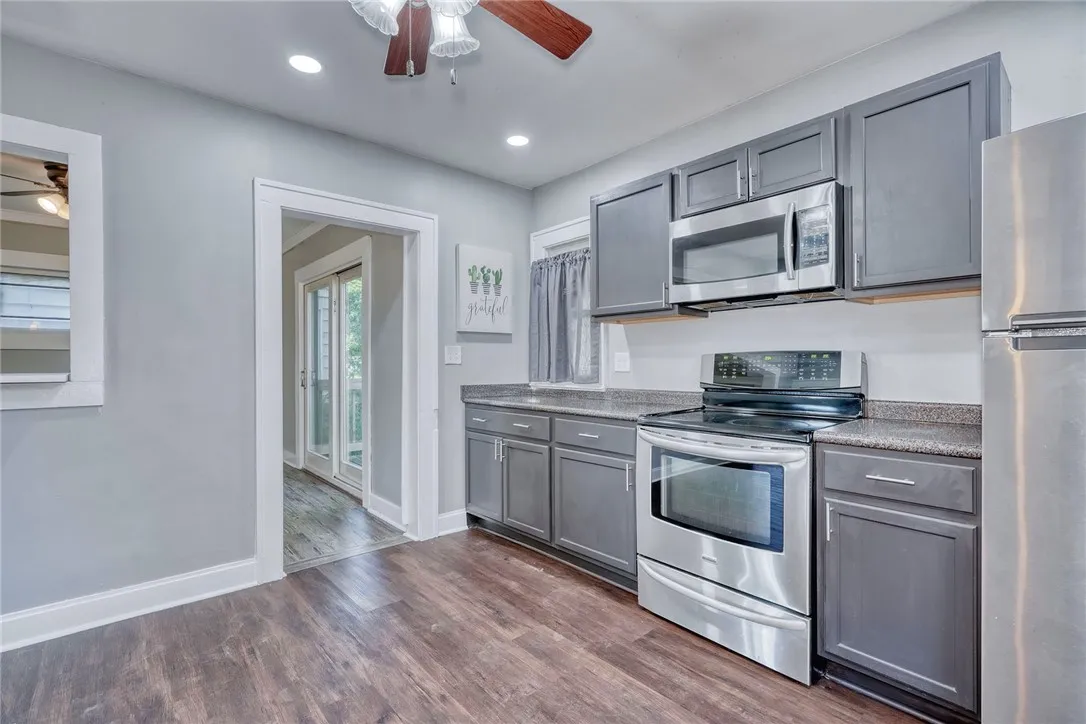 1396 Jay Street, Rochester, New York 14611, Rochester, New York 14611, 3 Bedrooms Bedrooms, 6 Rooms Rooms,1 BathroomBathrooms,Residential,For Sale,1396 Jay Street, Rochester, New York 14611,0,R1635191